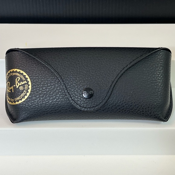 Ray Ban Eye Glass Case and Instruction Care Booklet No Glasses Case & Book Only - Picture 2 of 10